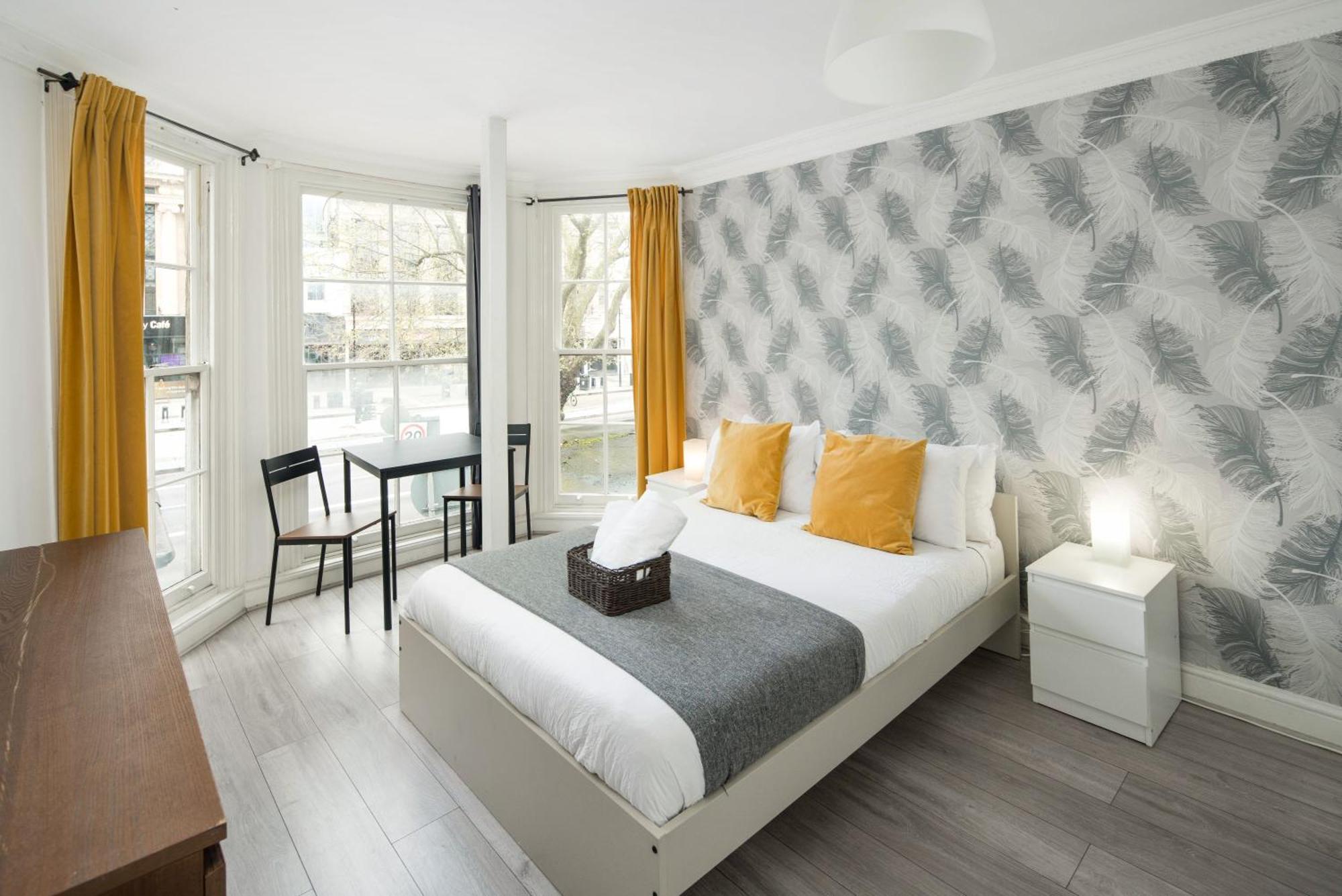 Private Double Room Shared Bathroom Near City Centre London Exteriör bild